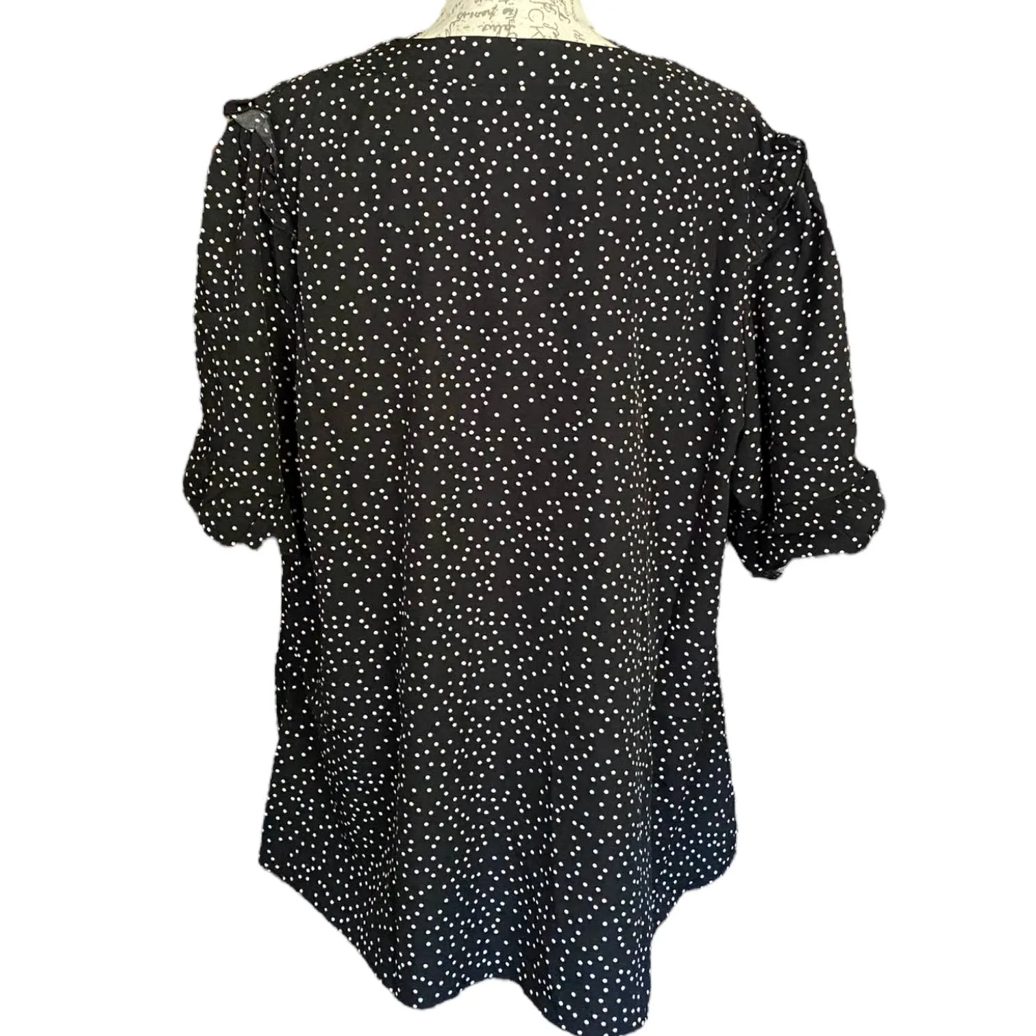 Bloomchic 2 Black & Green Polka Dot V Neck Shirts Size 18/20 NEW