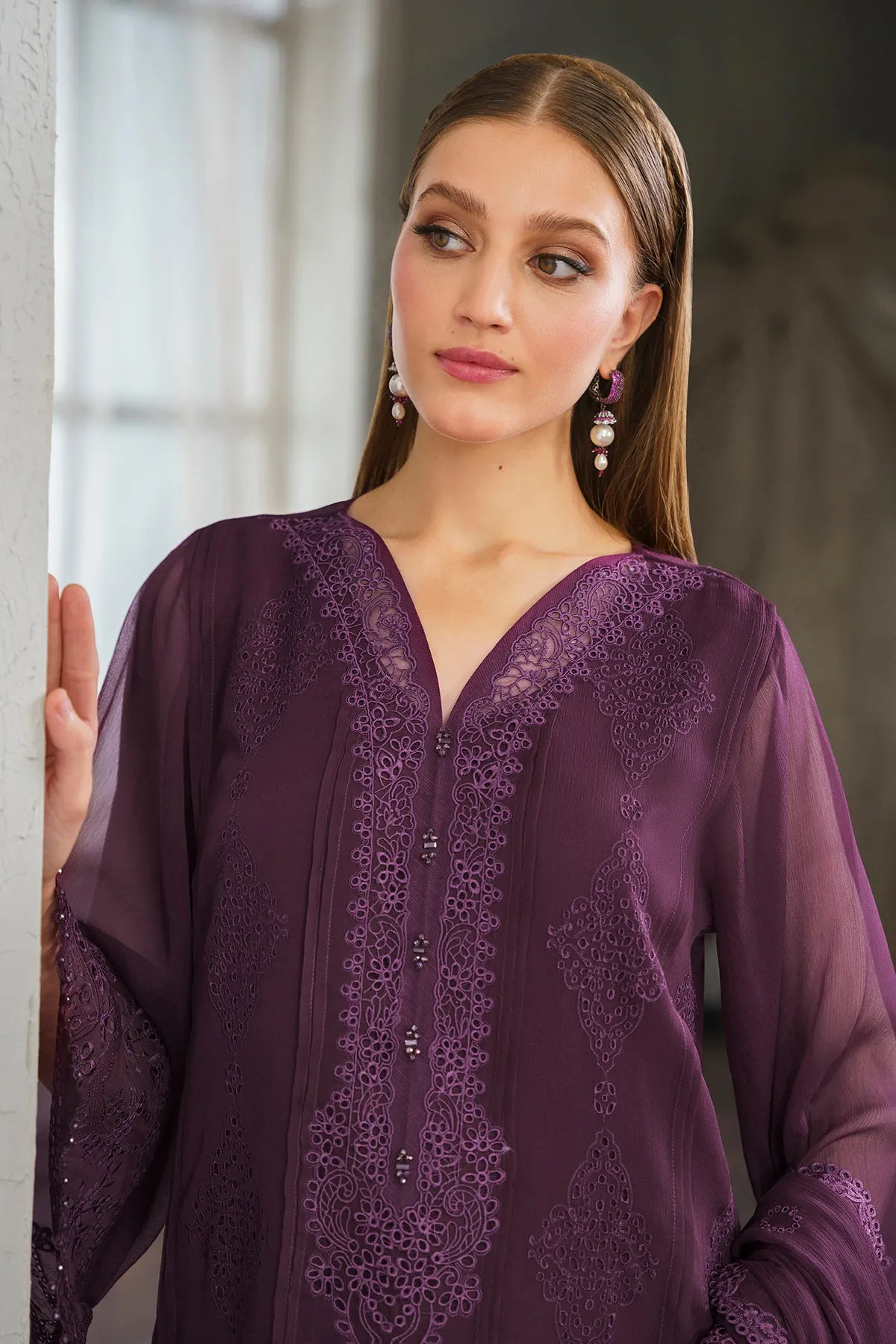 EMBROIDERED CHIFFON UF-519